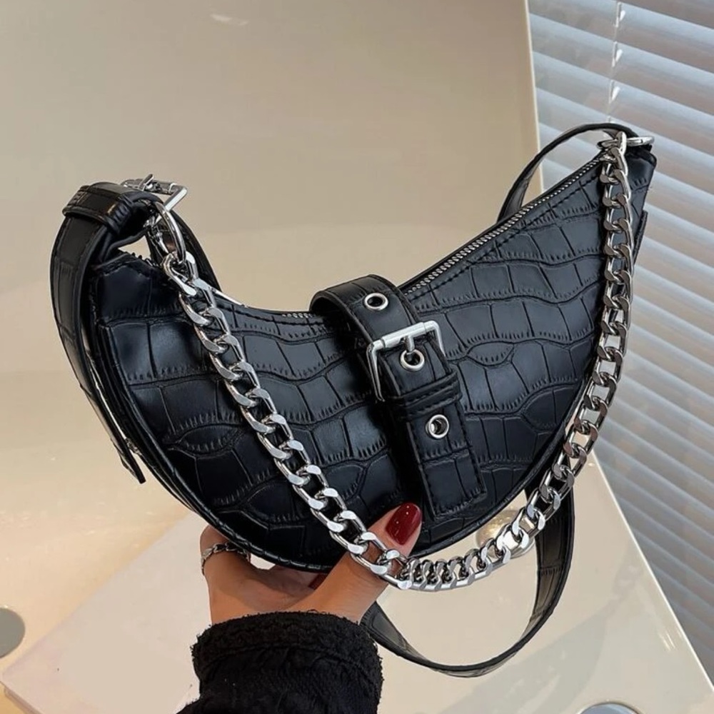 SHEIN Black purse with chain